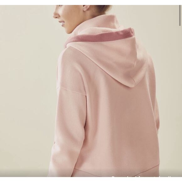 FABLETICS x DEMI LOVATO Valeria Crop Hoodie Zip Up - Picture 2 of 9